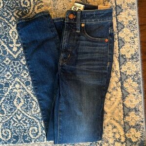 Curvy high rise madewell jeans! 💜